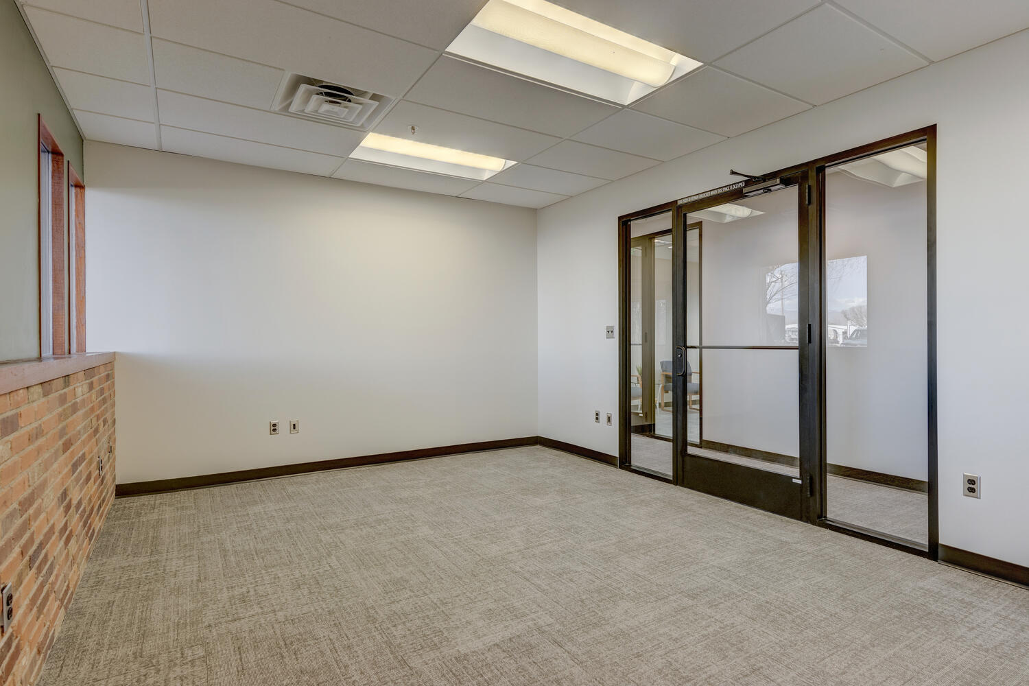 9751 W Chinden Blvd, Garden City, ID for lease Interior Photo- Image 1 of 3