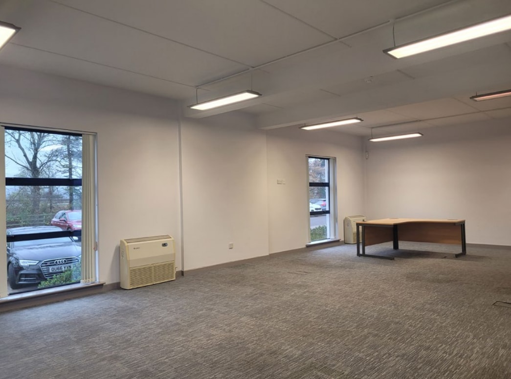 Beancross Rd, Grangemouth for lease Interior Photo- Image 1 of 3