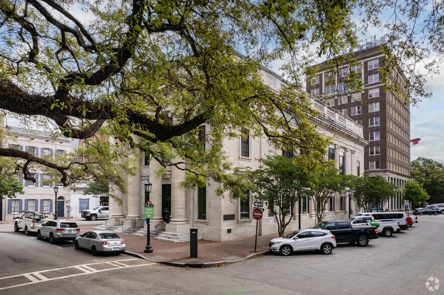 22 Bull St, Savannah, GA for lease - Building Photo - Image 3 of 23