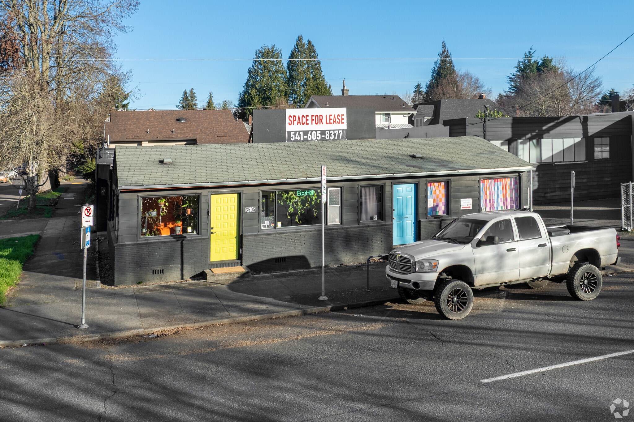 3505 NE Broadway St, Portland, OR for lease Primary Photo- Image 1 of 2