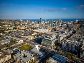 714 Pine Ave, Long Beach, CA - Aérien  Vue de la carte