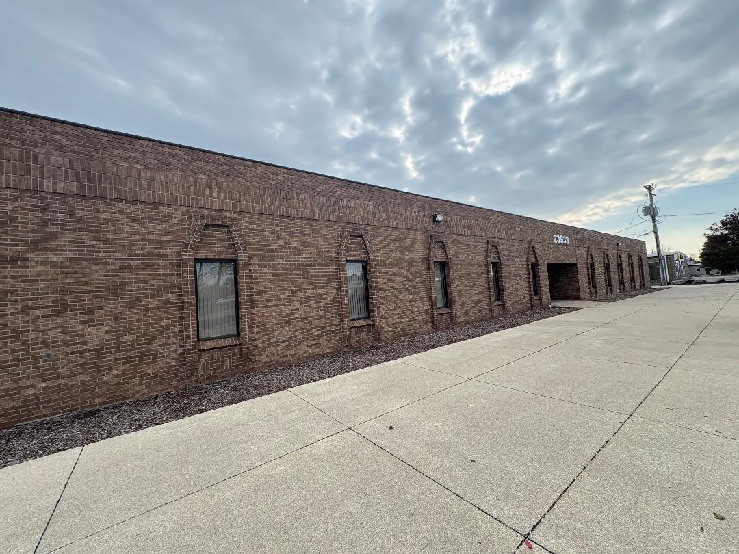 23933 Allen Rd, Trenton, MI for lease Building Photo- Image 1 of 11