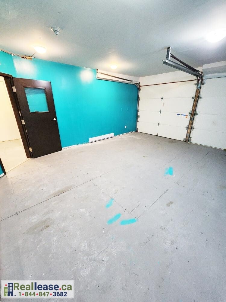 138 Main St W, Shelburne, ON for lease Interior Photo- Image 1 of 11