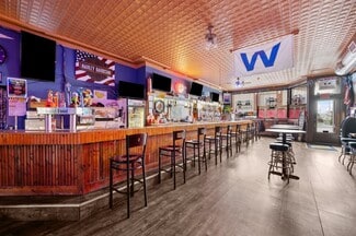 Plus de détails pour 1708 State St, Bettendorf, IA - Commerce de détail à vendre