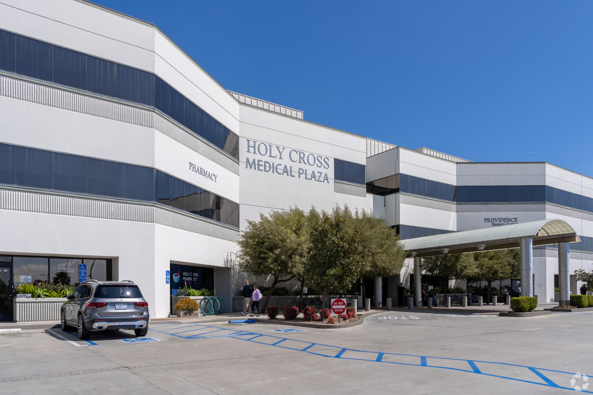 11550 Indian Hills Rd, Mission Hills, CA for lease Primary Photo- Image 1 of 19