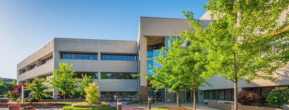 5 Independence Pt, Greenville, SC for lease - Building Photo - Image 3 of 7