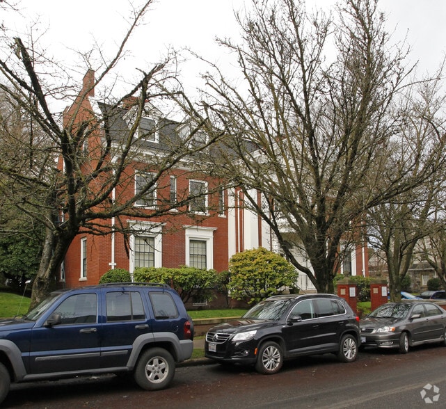 733 NW 20th Ave, Portland, OR for lease - Building Photo - Image 2 of 30