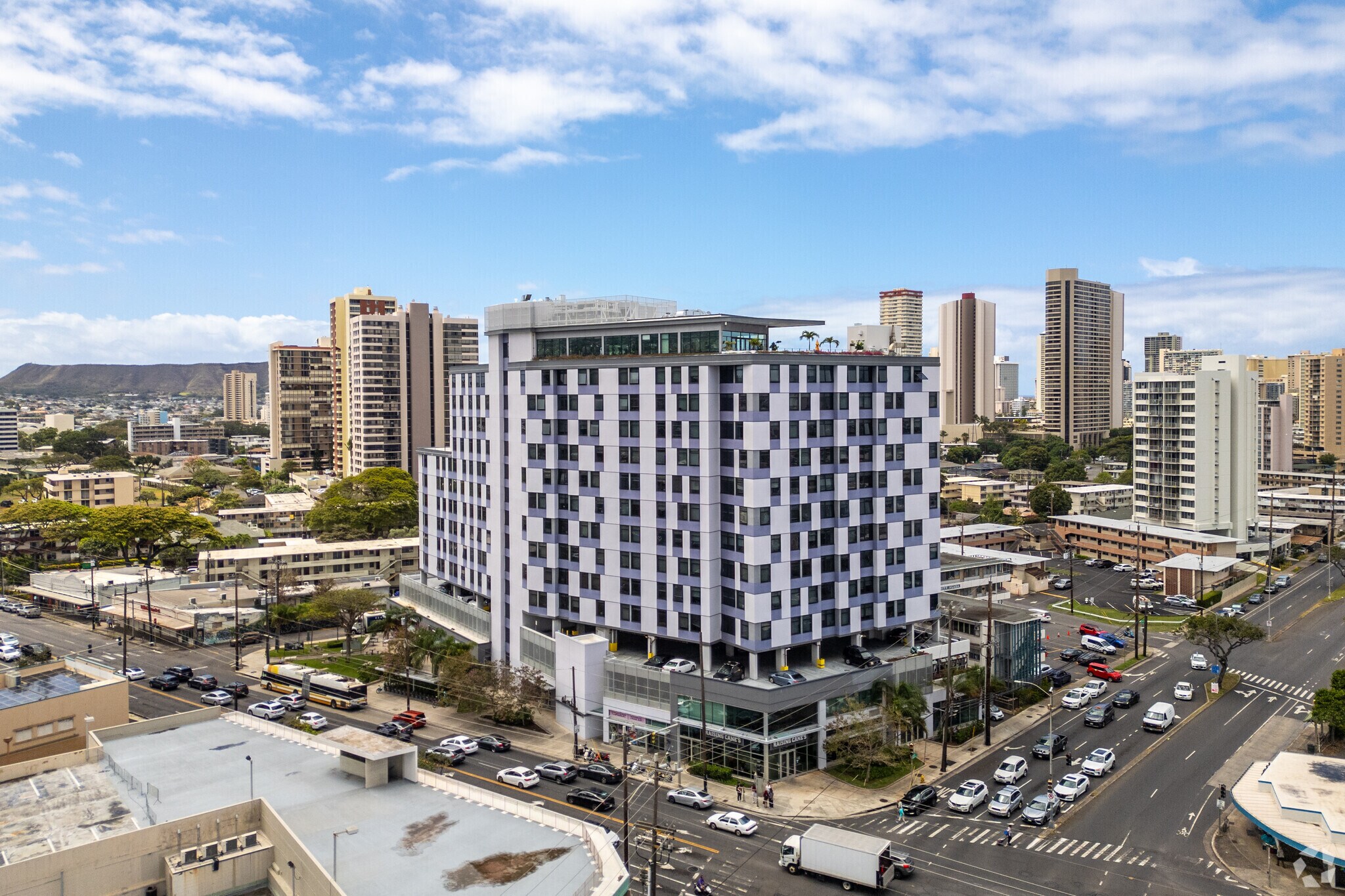 2615 S King St, Honolulu, HI à louer Photo du bâtiment- Image 1 de 5