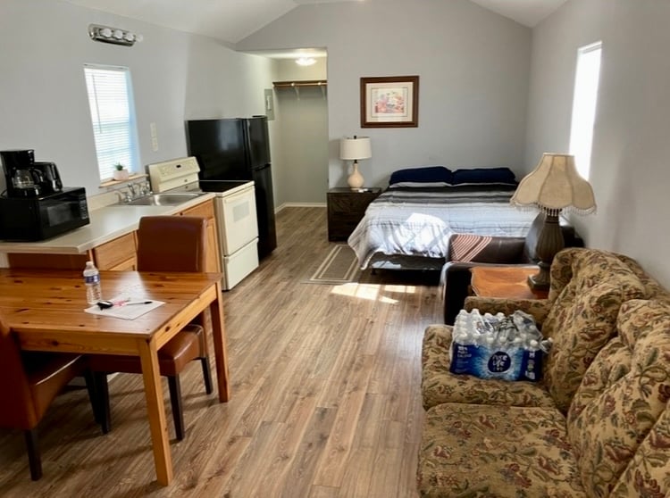 9497 State Highway 35 N, Van Vleck, TX for sale - Interior Photo - Image 3 of 4