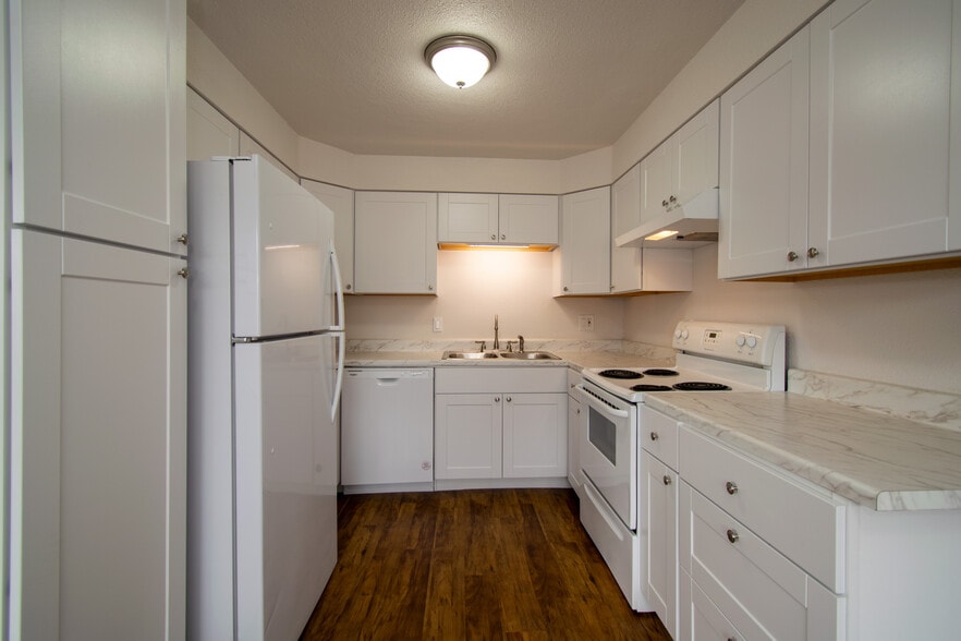 715-719 16th St SW, Loveland, CO à vendre - Photo du bâtiment - Image 3 de 6