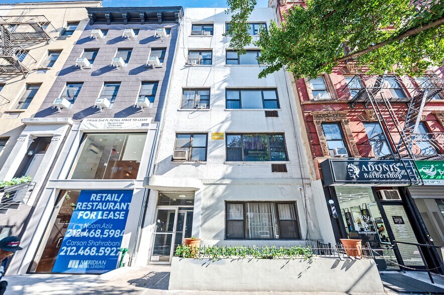 327 E 14th St, New York, NY à vendre - Photo du bâtiment - Image 3 de 7