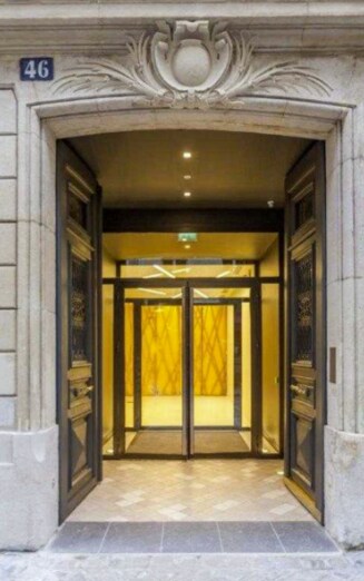 46 Rue De Lille, Paris à vendre - Photo du bâtiment - Image 3 de 4