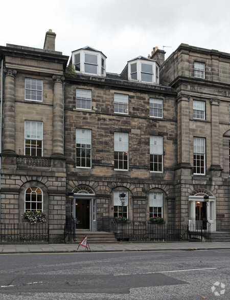 19 Charlotte Sq, Edinburgh for lease - Building Photo - Image 1 of 2