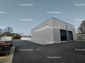 Plus de détails pour 12 Rue De La Gironnière, Sainte-Luce-sur-Loire - Local d'activités à louer