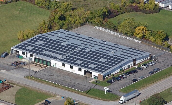 3181 Devon Dr, Windsor, ON à louer - Photo du bâtiment - Image 2 de 4