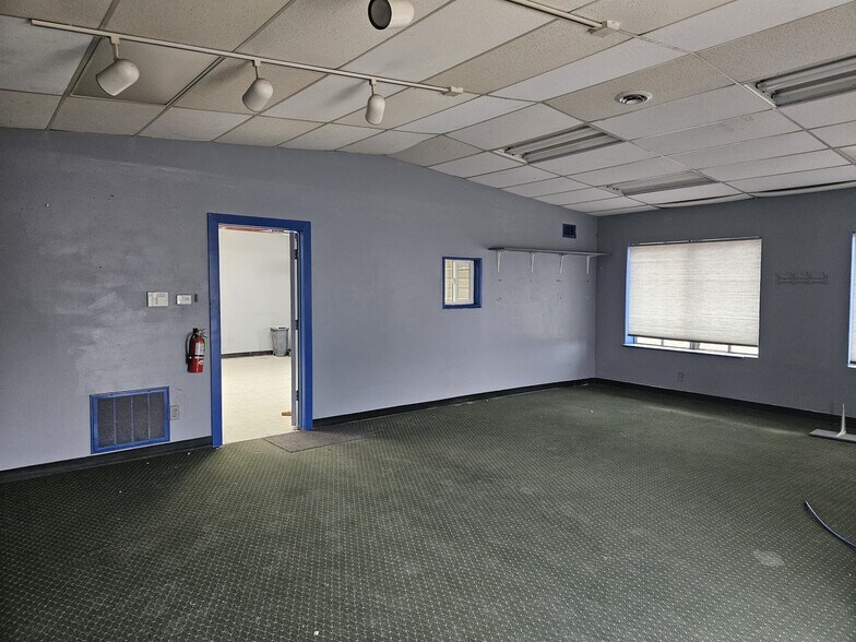 202 Airpark Dr, Fort Collins, CO à louer - Photo du bâtiment - Image 3 de 13