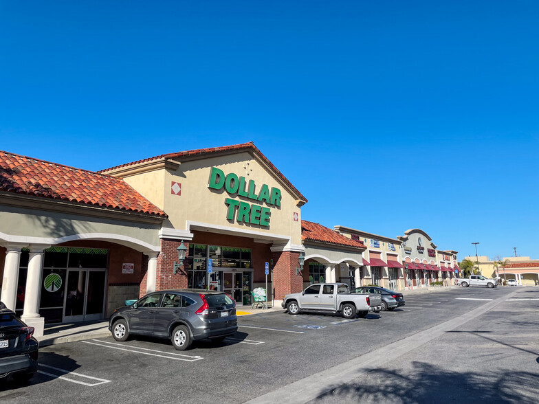 6540 Foothill Blvd, Tujunga, CA for lease - Building Photo - Image 3 of 4