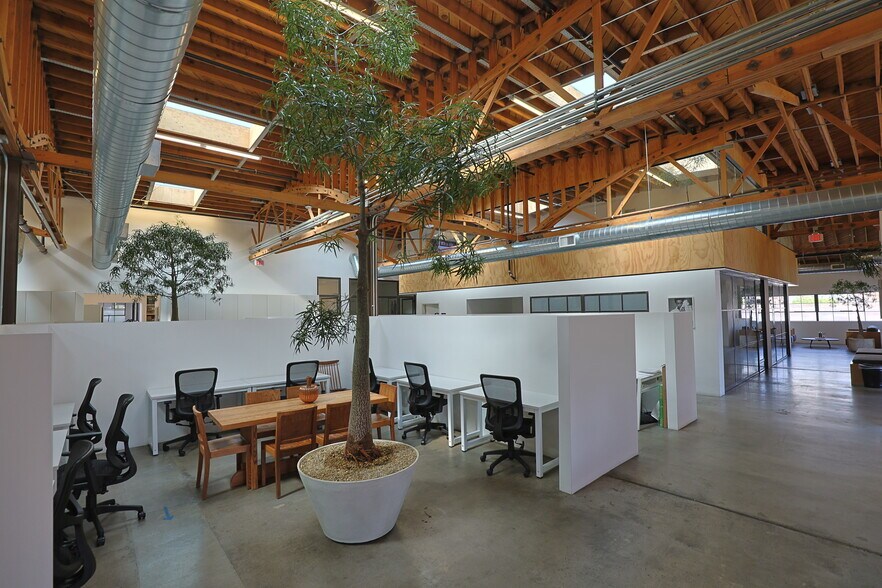 3578 Hayden Ave, Culver City, CA à louer - Photo du bâtiment - Image 1 de 18