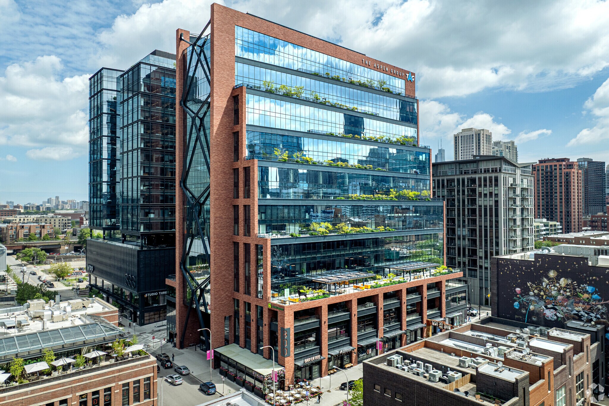 800 W Fulton St, Chicago, IL for lease Primary Photo- Image 1 of 35