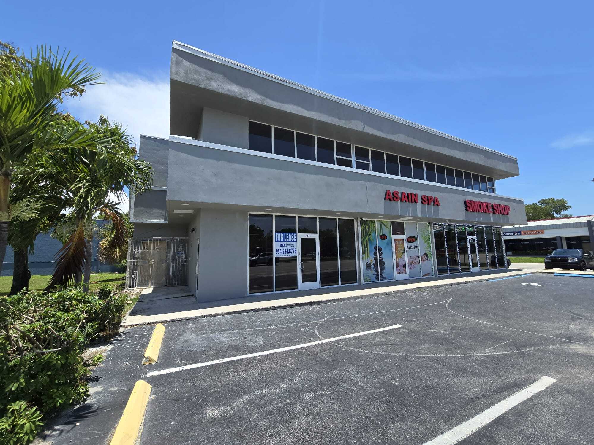 1041 W Commercial Blvd, Fort Lauderdale, FL à louer Photo principale- Image 1 de 13