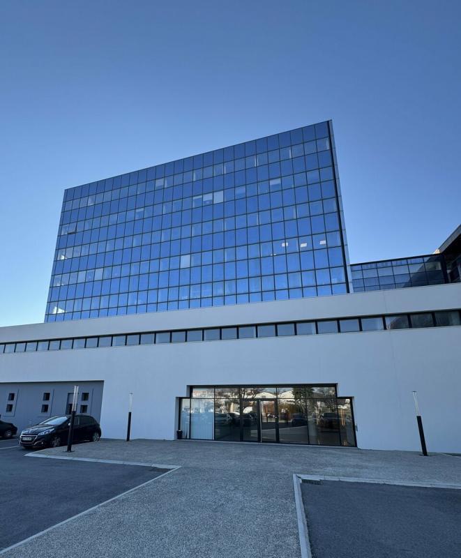 5 Boulevard John F. Kennedy, Besançon à louer Photo du bâtiment- Image 1 de 5