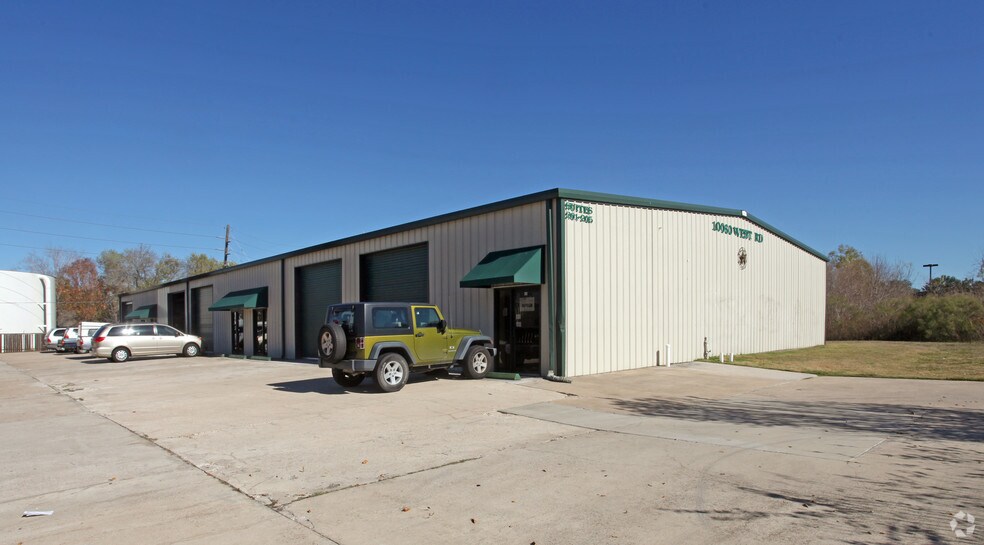 10060 West Rd, Houston, TX à louer - Photo du bâtiment - Image 3 de 6