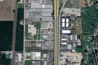 Plus de détails pour 310 Suzanne Ln, Mount Vernon, WA - Terrain à louer