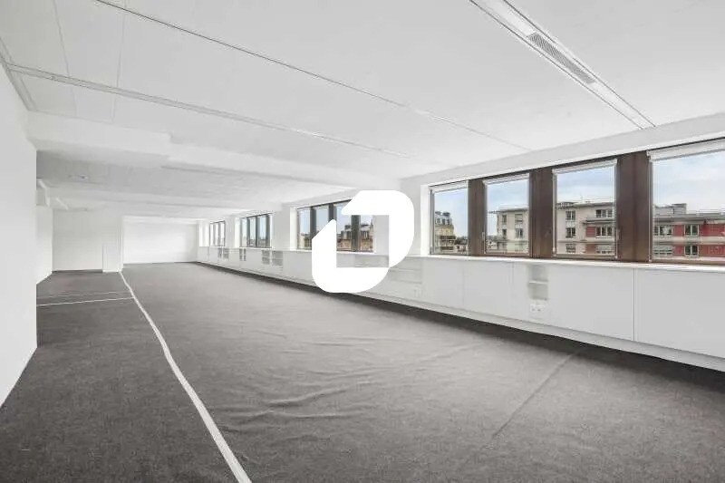 40 Boulevard Henri Sellier, Suresnes à vendre - Photo du bâtiment - Image 3 de 11