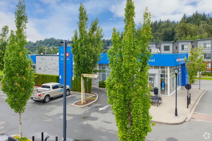 1920 N Parallel Rd, Abbotsford, BC à louer - Photo du bâtiment - Image 3 de 4
