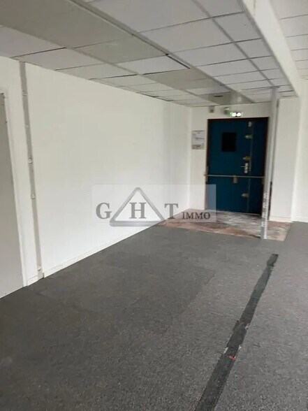 Bureau dans La Courneuve à louer - Photo intérieure - Image 3 de 6