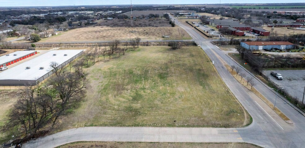 2332 S 18th St, Waco, TX for sale - Building Photo - Image 1 of 4