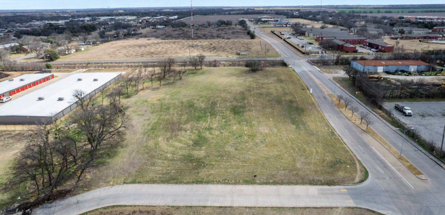 2332 S 18th St, Waco, TX à vendre Photo du bâtiment- Image 1 de 5