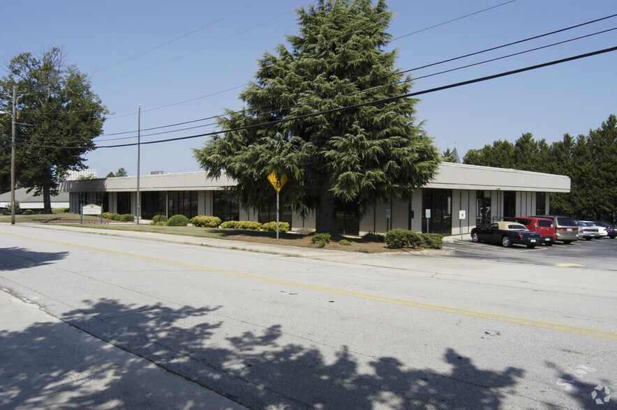 601 Broad St, Gainesville, GA for lease - Primary Photo - Image 1 of 14
