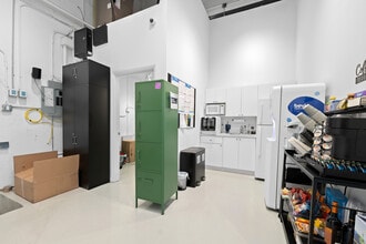 2085 NW 2nd Ave, Miami, FL for lease Interior Photo- Image 2 of 15