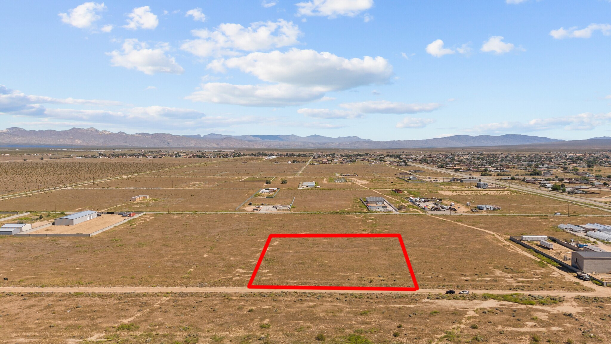 Industrial Lot 2, California City, CA à vendre Photo du bâtiment- Image 1 de 7