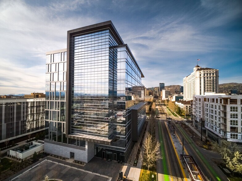 650 S main St, Salt Lake City, UT à louer - Photo du bâtiment - Image 2 de 3