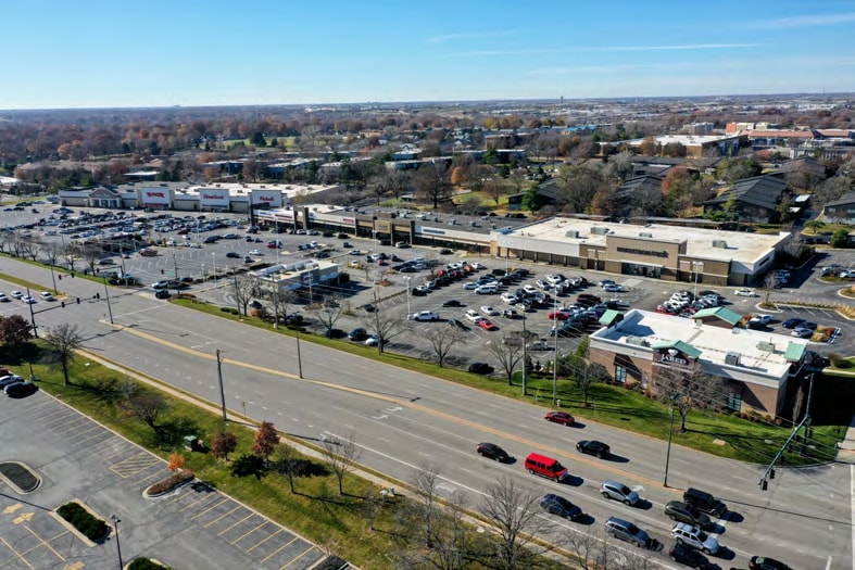 9650 Quivira Rd, Lenexa, KS à louer - Photo du bâtiment - Image 2 de 4