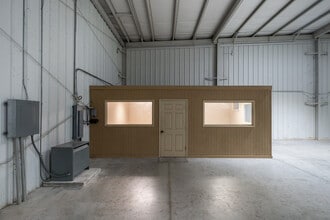 3525 Enterprise Way, Green Cove Springs, FL for lease Interior Photo- Image 2 of 5