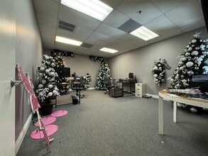 14374 Commerce Way, Miami Lakes, FL à louer Photo intérieure- Image 1 de 29