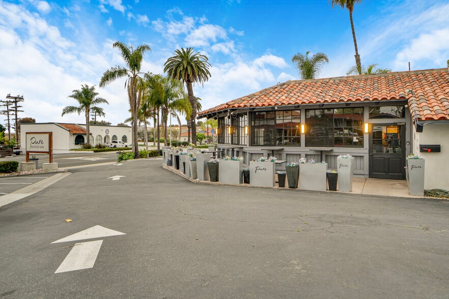 1925 S El Camino Real, San Clemente, CA à vendre - Photo du bâtiment - Image 3 de 45