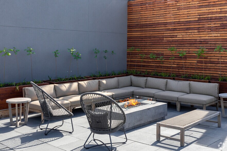 50 Washington St, Norwalk, CT à louer - Photo du bâtiment - Image 3 de 16