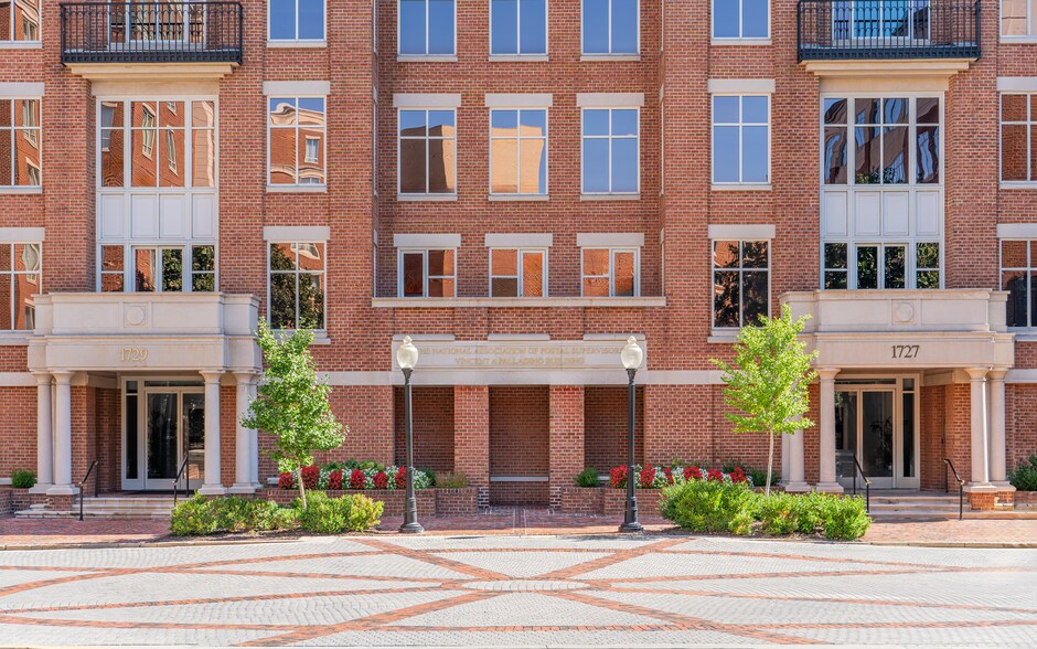 1727-1729 King St, Alexandria, VA à louer - Photo du bâtiment - Image 1 de 22