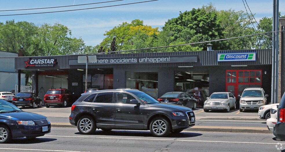 4656 Yonge St, Toronto, ON à vendre - Photo du bâtiment - Image 1 de 2