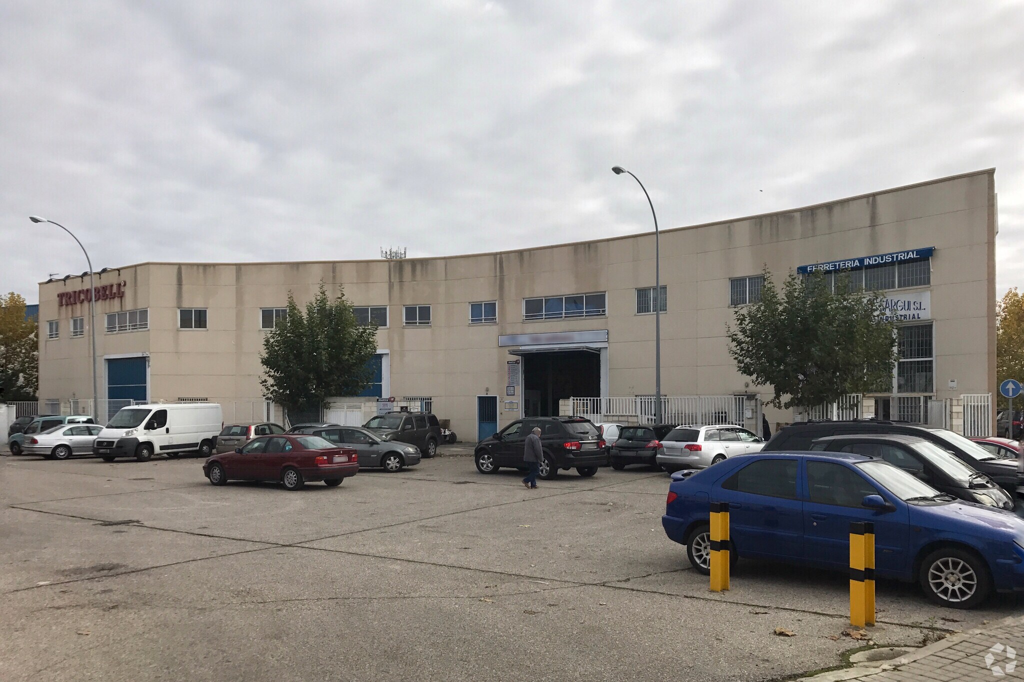 Industrial in Fuente el Saz de Jarama, Madrid for sale Primary Photo- Image 1 of 6
