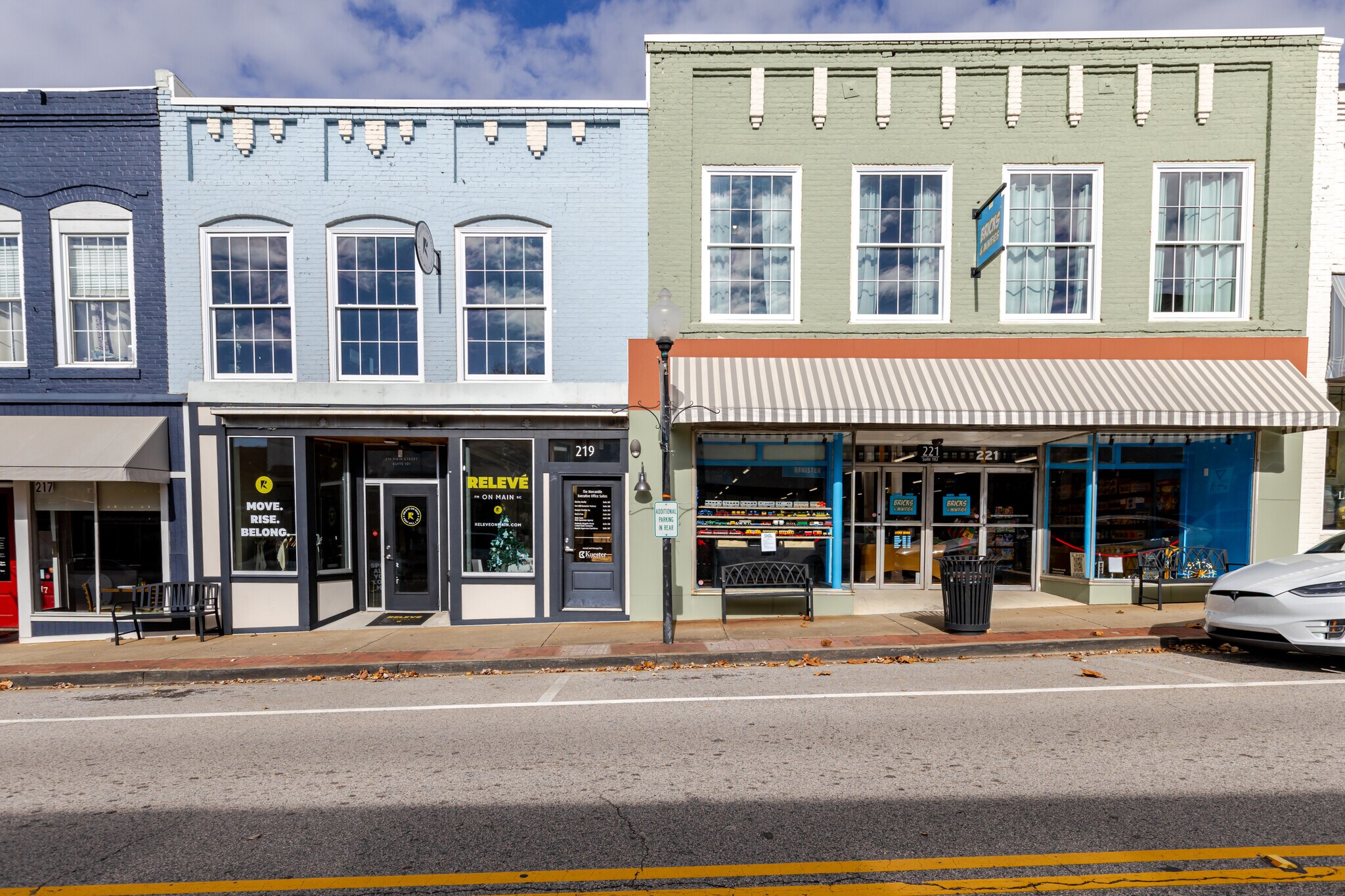 221 Main St, Fort Mill, SC à louer Photo du bâtiment- Image 1 de 10