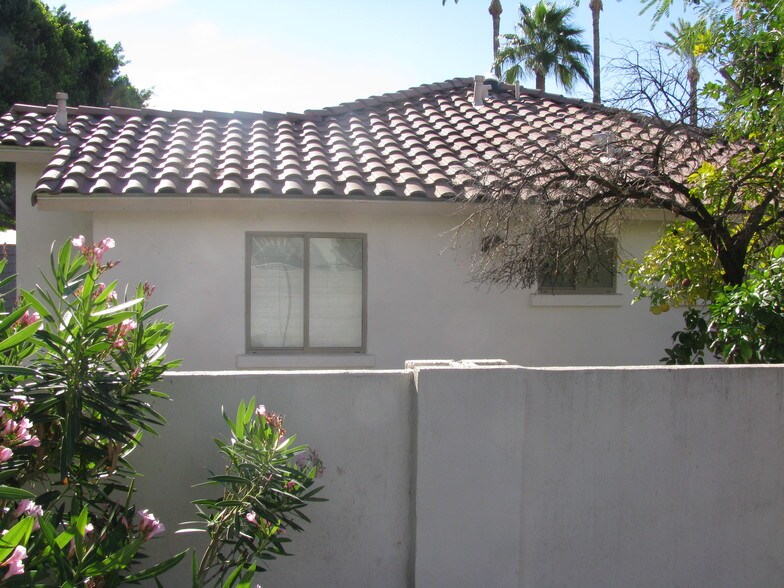 7625 N 10th St, Phoenix, AZ à vendre - Photo du bâtiment - Image 3 de 7
