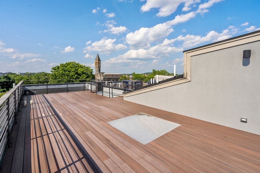 513 C St NE, Washington, DC for lease - Building Photo - Image 3 of 16