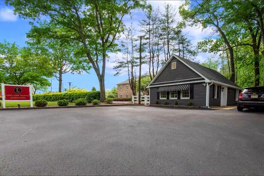 452 NJ-34 Rt, Colts Neck, NJ à vendre - Vidéo sur l’inscription commerciale - Image 2 de 4