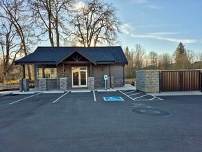14712 Tahoma Blvd SE, Yelm, WA for lease Interior Photo- Image 2 of 16