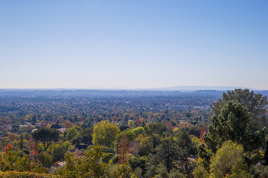 11 Nathaniel Terrace, Sierra Madre, CA for sale - Building Photo - Image 2 of 6